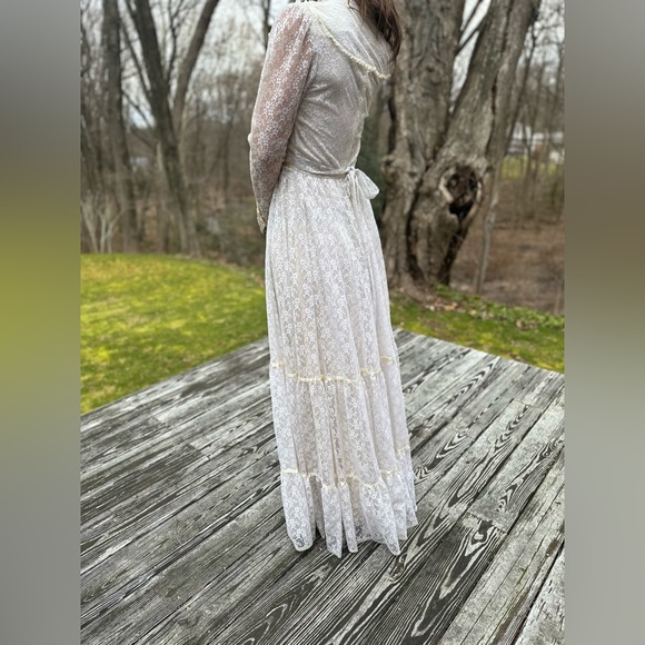 1980’s Gunne Sax Wedding Gown - Picture 3 of 6